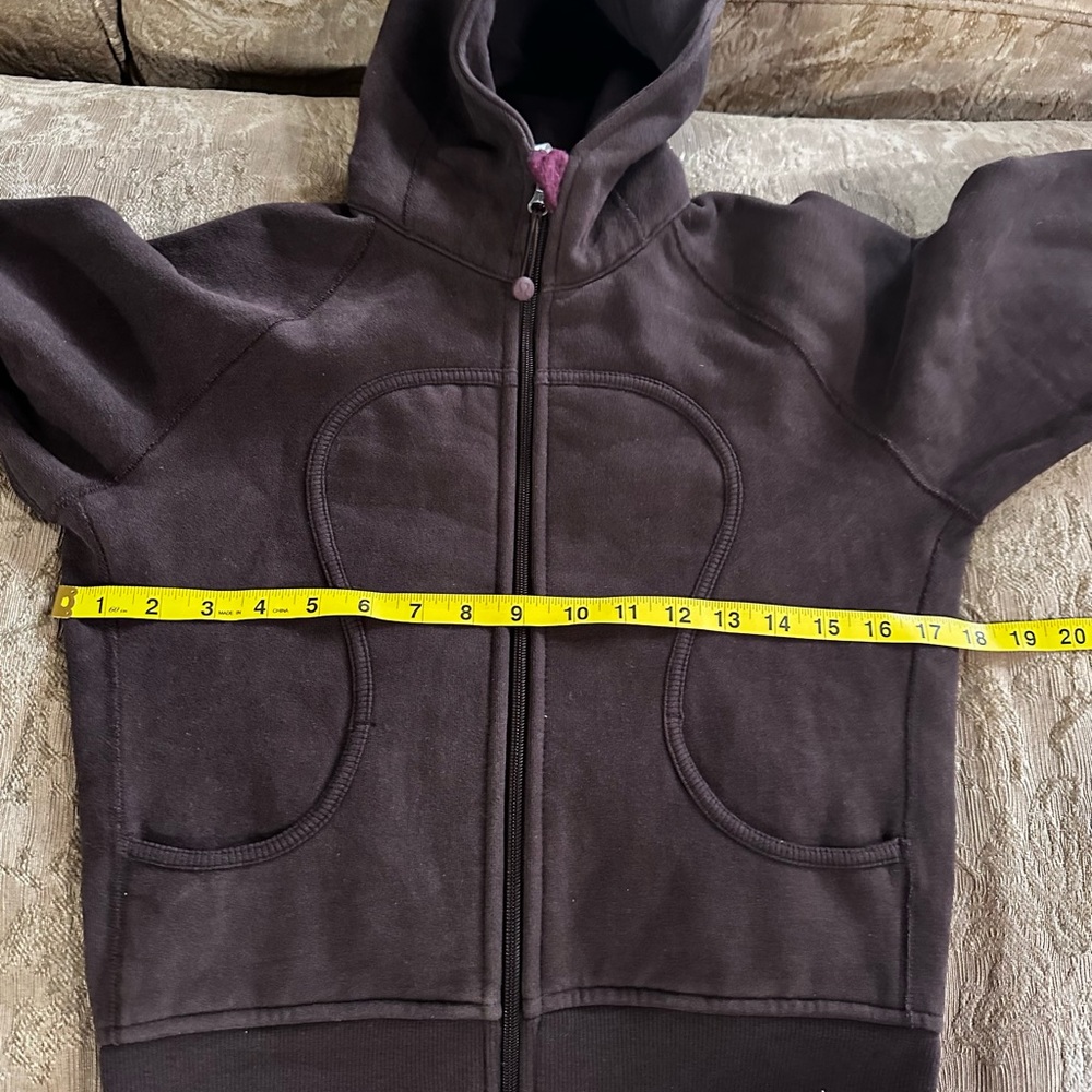 Lululemon New Scuba Hoodie Beautiful Chocolate Color Size 6 - Picture 11 of 14